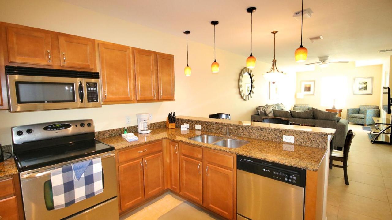 Johns Pass Condo'S- Fully Remote St. Pete Beach Bagian luar foto