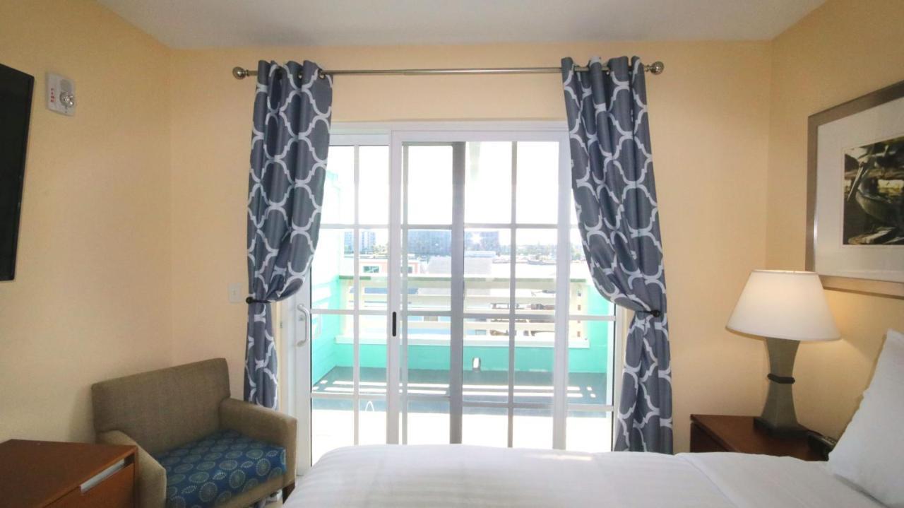 Johns Pass Condo'S- Fully Remote St. Pete Beach Bagian luar foto