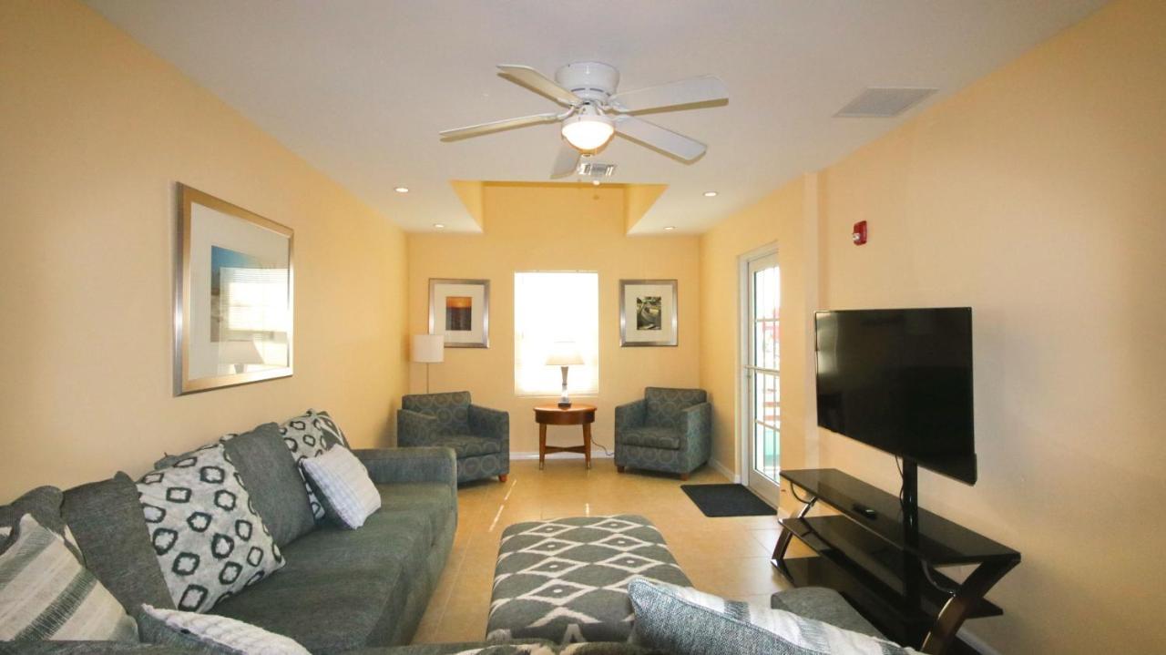 Johns Pass Condo'S- Fully Remote St. Pete Beach Bagian luar foto